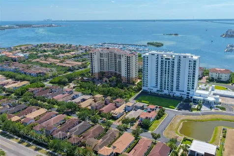 6149 Yeats Manor Drive Tampa FL 33616