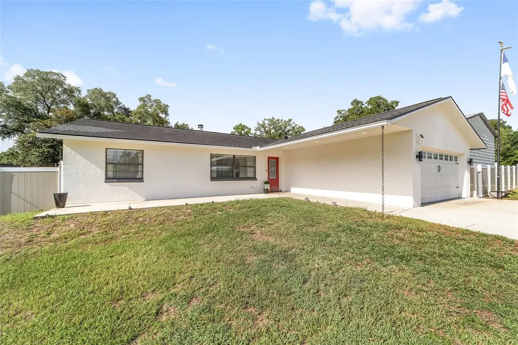 80 NE 62nd Street Ocala FL 34479