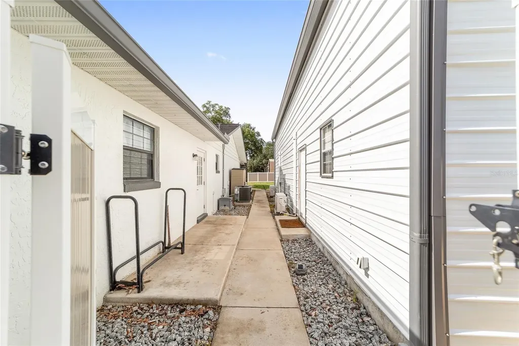 80 NE 62nd Street Ocala FL 34479
