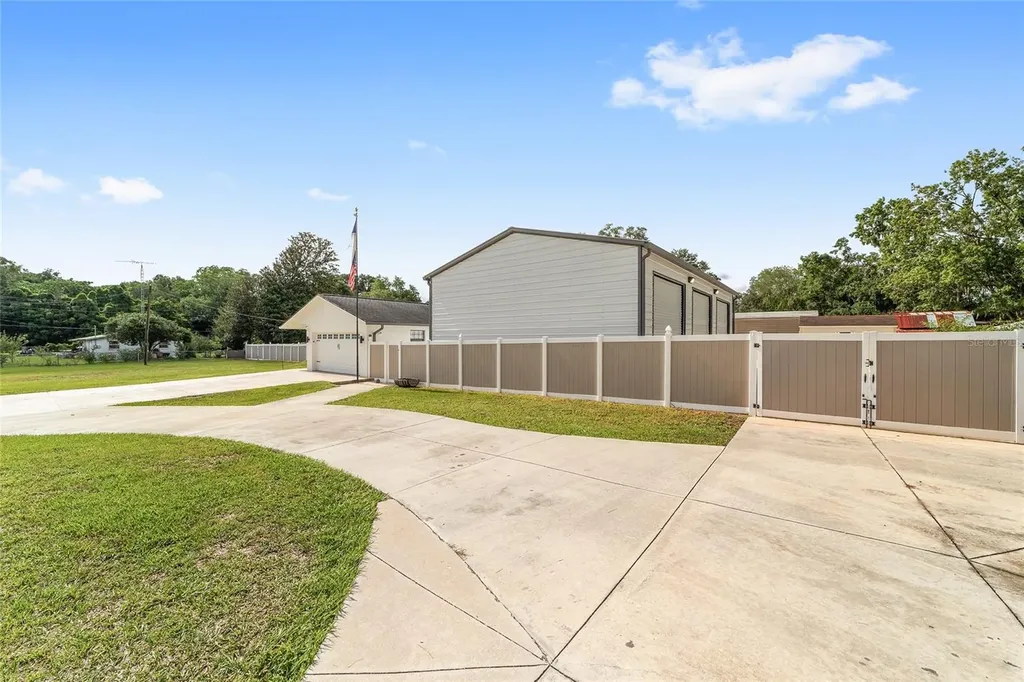 80 NE 62nd Street Ocala FL 34479