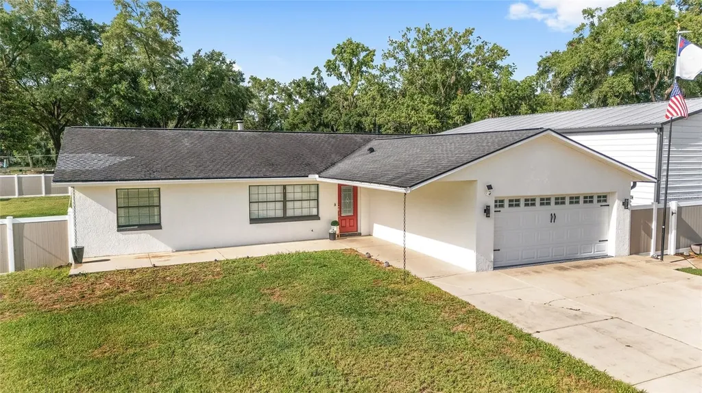80 NE 62nd Street Ocala FL 34479