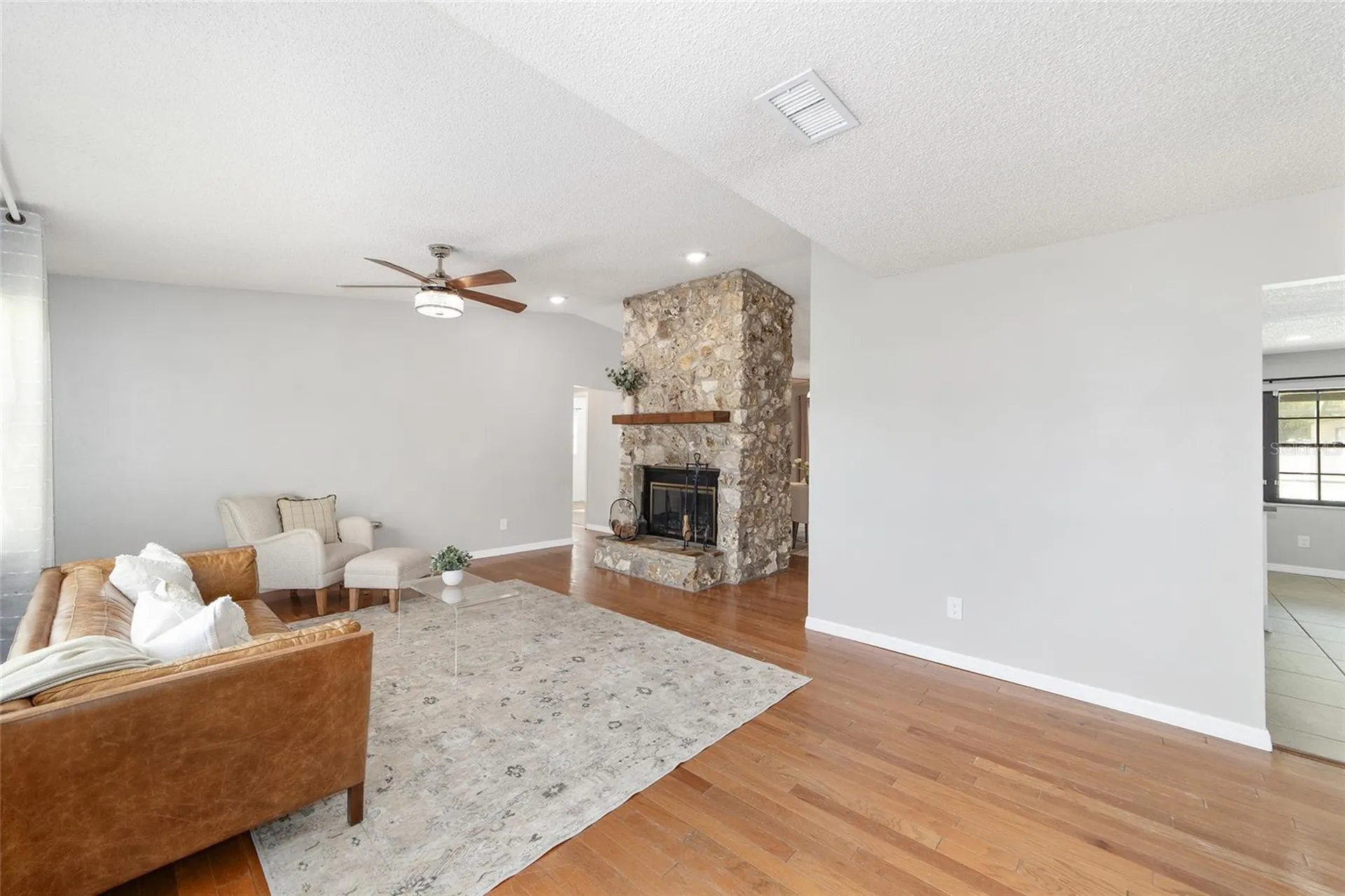 80 NE 62nd Street Ocala FL 34479