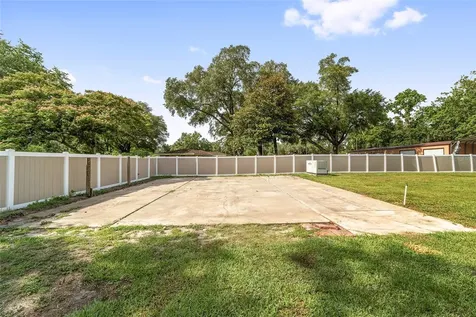 80 NE 62nd Street Ocala FL 34479