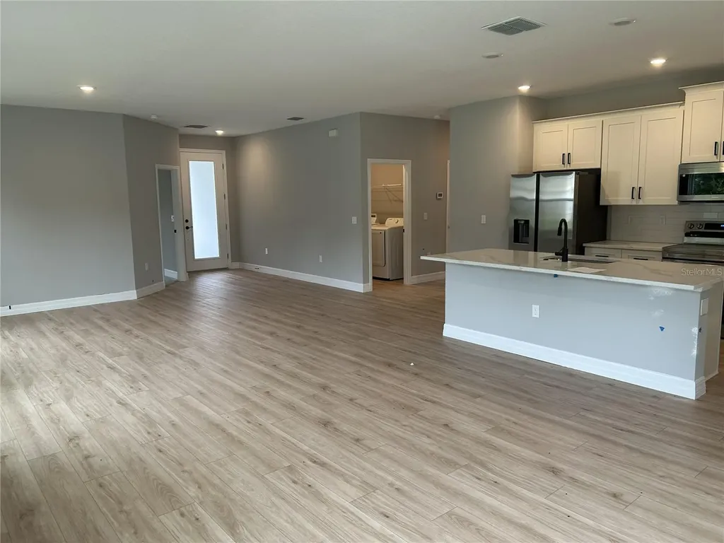 5887 N Bedstrow Boulevard Dunnellon FL 34434
