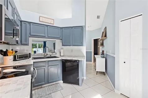 1623 Gray Bark Drive Oldsmar FL 34677