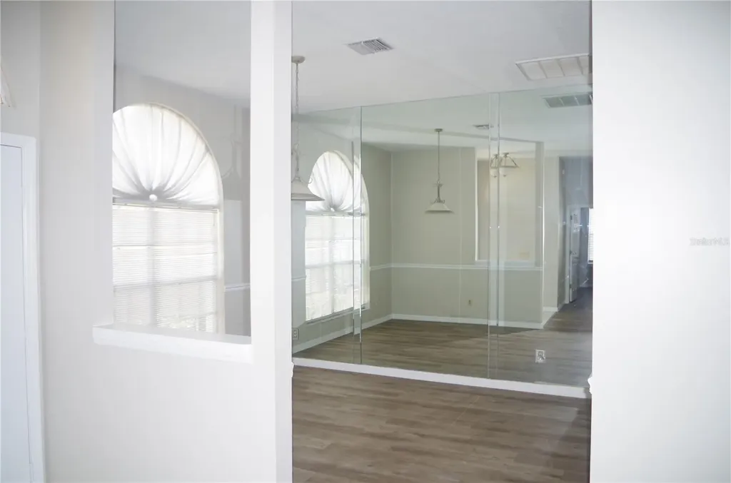 4207 Elba Place Valrico FL 33596