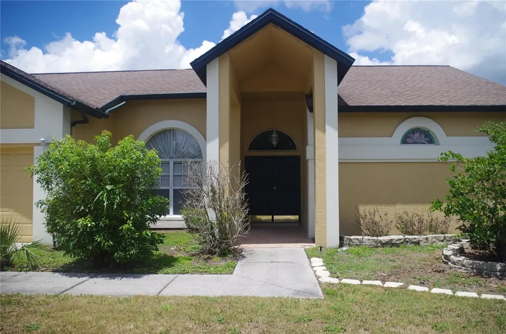 4207 Elba Place Valrico FL 33596
