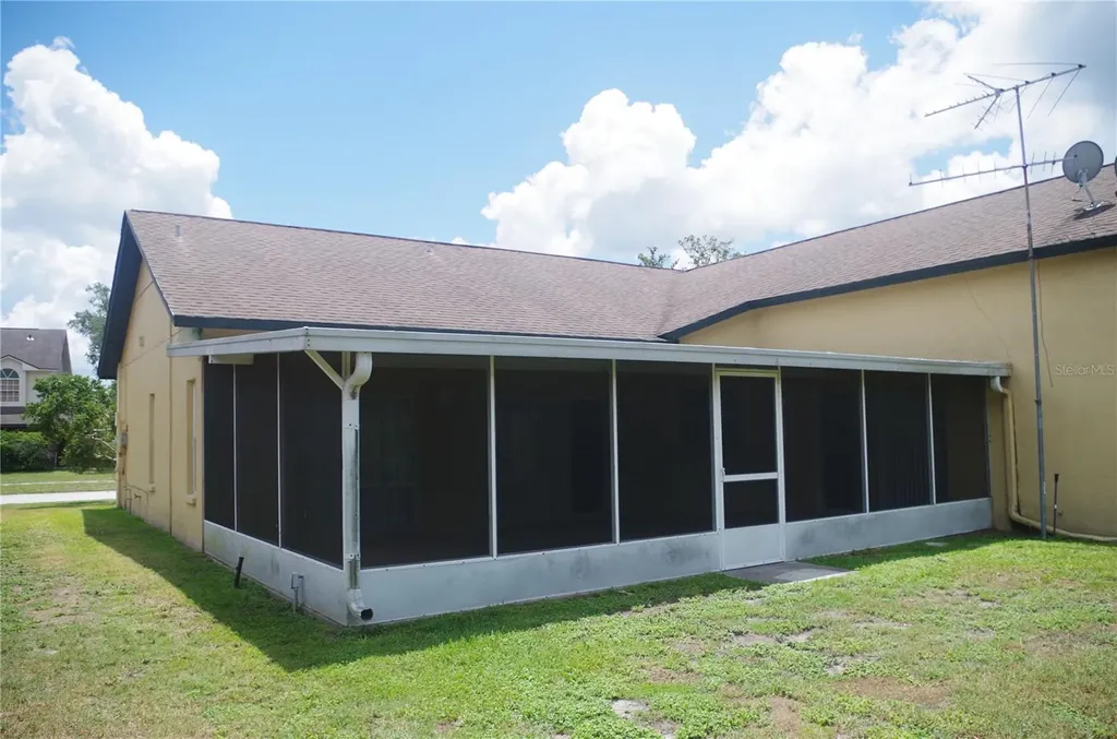 4207 Elba Place Valrico FL 33596