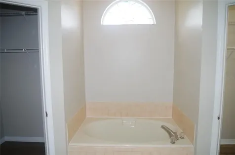 4207 Elba Place Valrico FL 33596