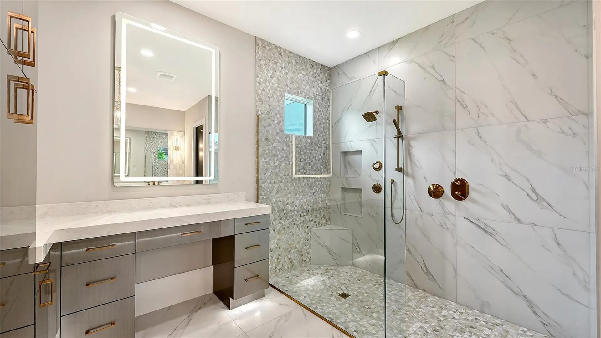1046 Blue Shell Loop Sarasota FL 34240