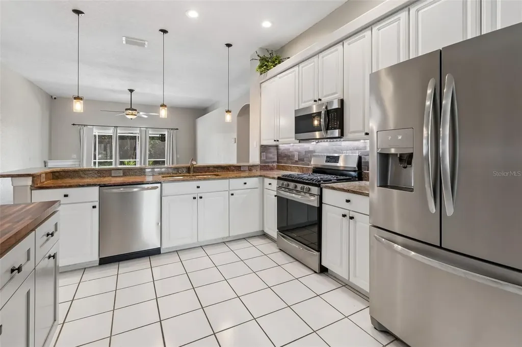 8604 Brookway Circle Tampa FL 33635