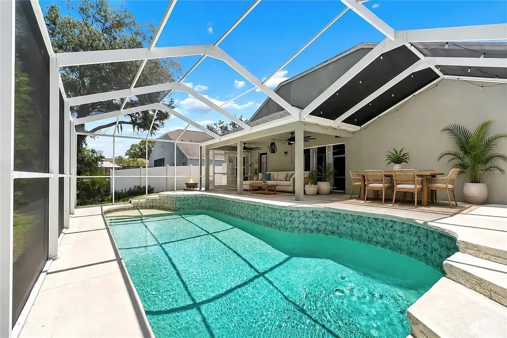 8604 Brookway Circle Tampa FL 33635