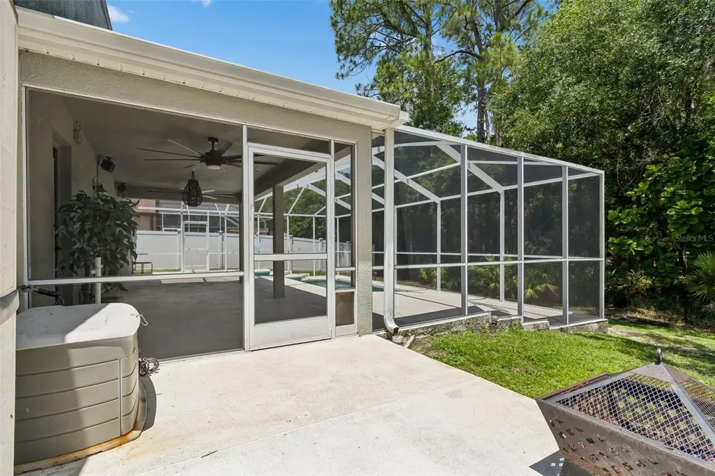 8604 Brookway Circle Tampa FL 33635