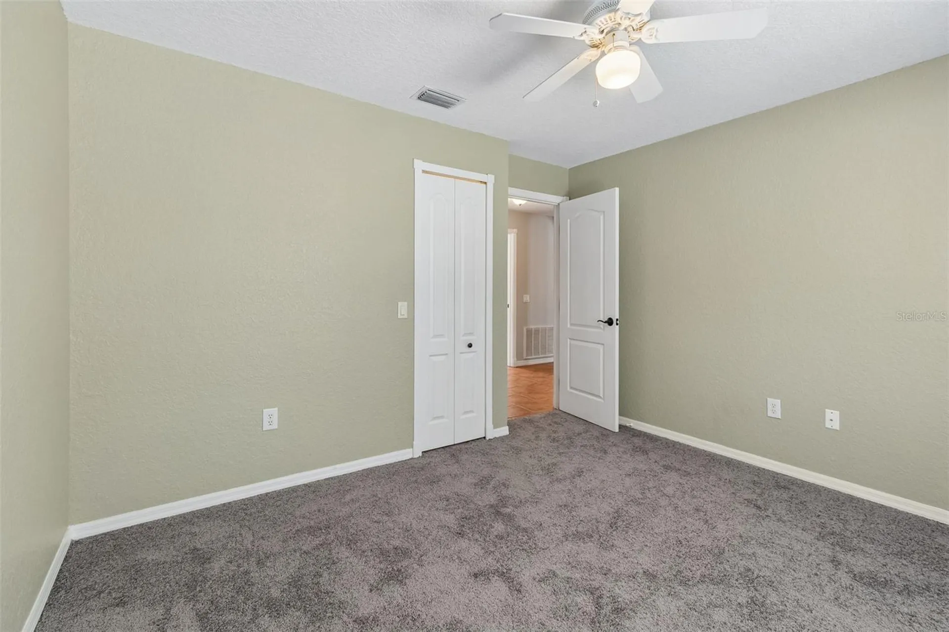 8604 Brookway Circle Tampa FL 33635