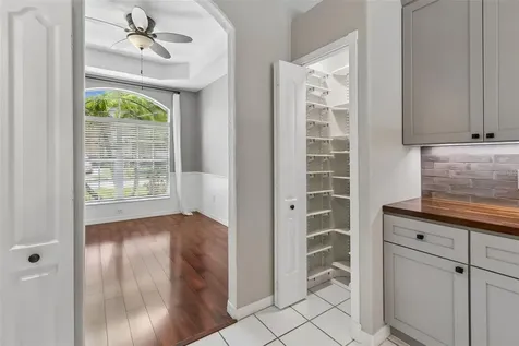 8604 Brookway Circle Tampa FL 33635