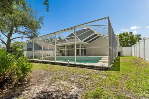 8604 Brookway Circle Tampa FL 33635