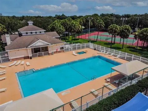 8604 Brookway Circle Tampa FL 33635
