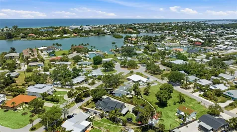 405 Bay Point Avenue Nokomis FL 34275
