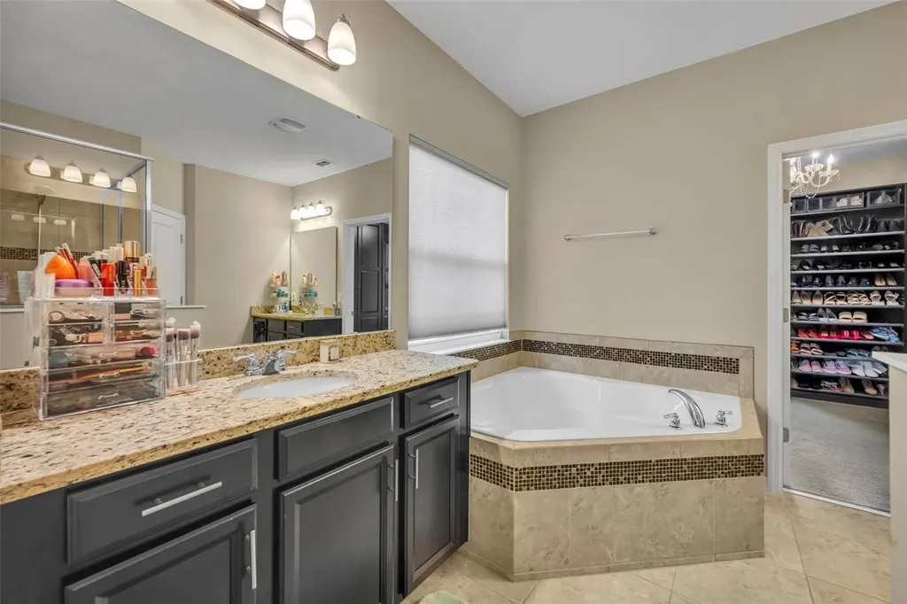 14001 Rugby Street Oakland FL 34787