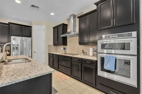 14001 Rugby Street Oakland FL 34787