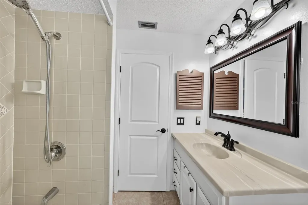 27484 S Twin Lakes Drive Punta Gorda FL 33955