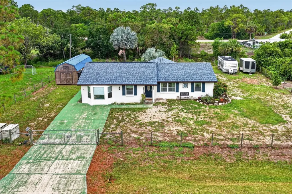 27484 S Twin Lakes Drive Punta Gorda FL 33955