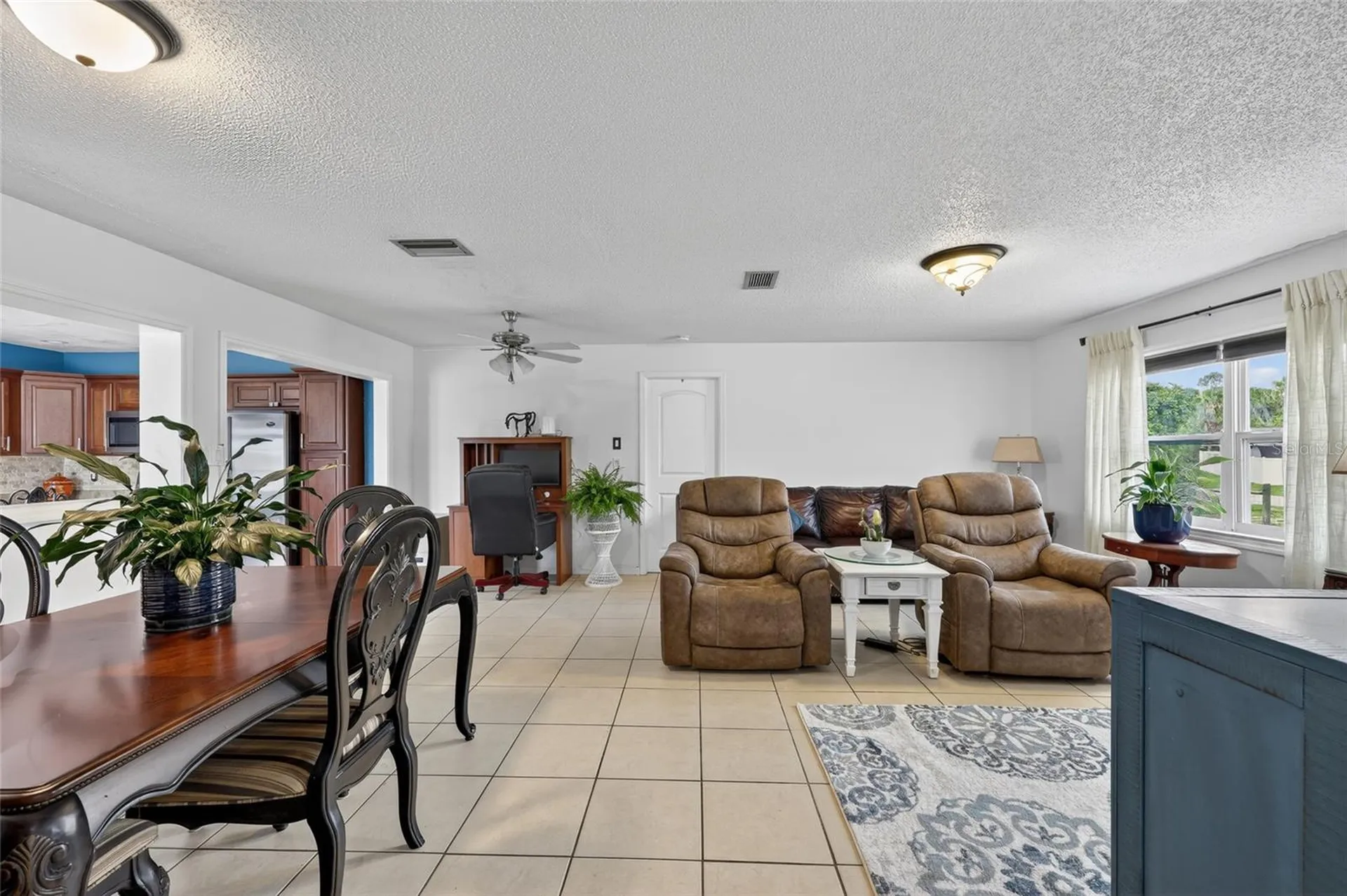 27484 S Twin Lakes Drive Punta Gorda FL 33955