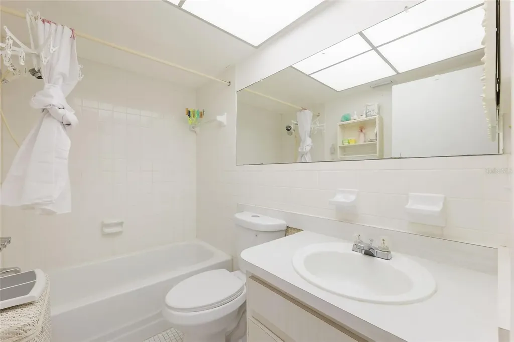 1250 S Pinellas Avenue Tarpon Springs FL 34689