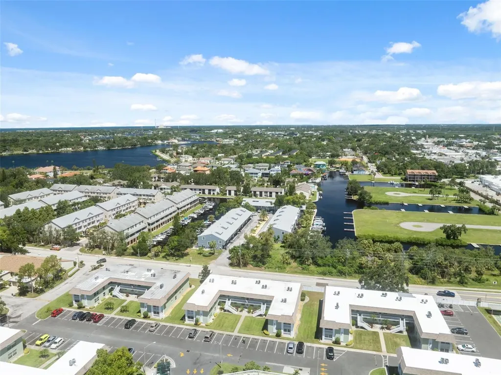 1250 S Pinellas Avenue Tarpon Springs FL 34689