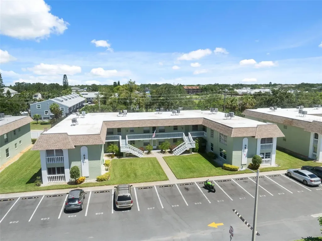 1250 S Pinellas Avenue Tarpon Springs FL 34689