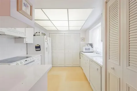 1250 S Pinellas Avenue Tarpon Springs FL 34689