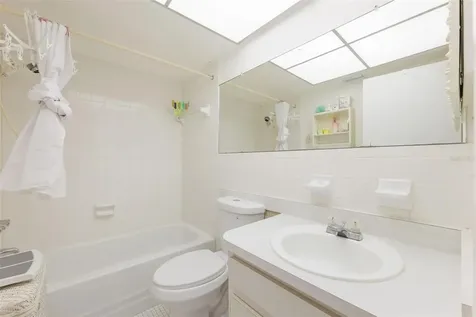 1250 S Pinellas Avenue Tarpon Springs FL 34689