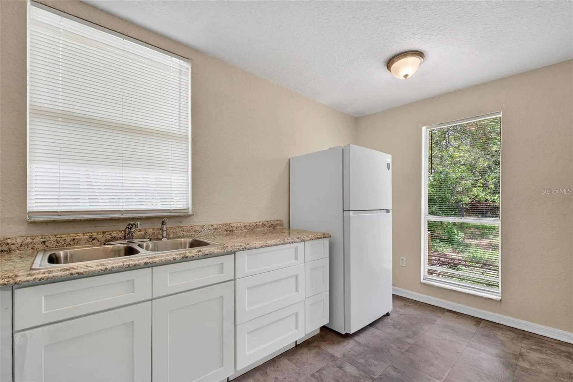 4793 Pleasant Avenue Palm Harbor FL 34683