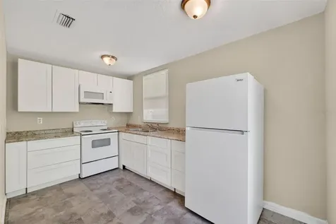 4793 Pleasant Avenue Palm Harbor FL 34683