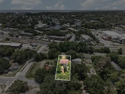 4793 Pleasant Avenue Palm Harbor FL 34683