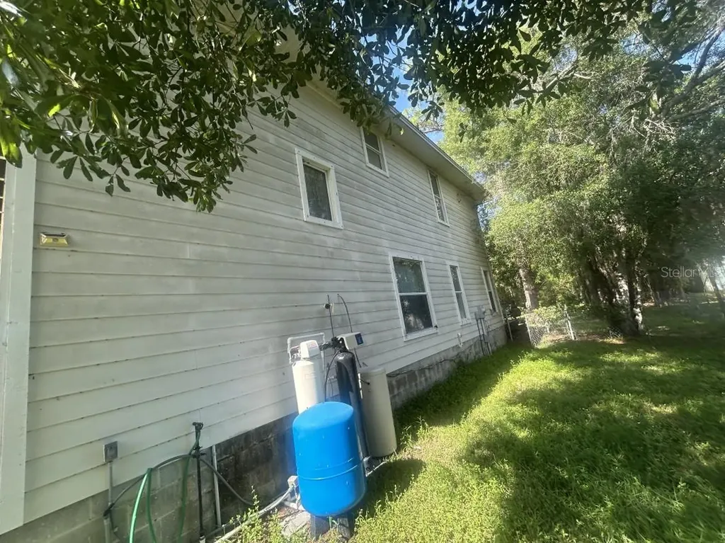 5610 Middle Avenue Sarasota FL 34243