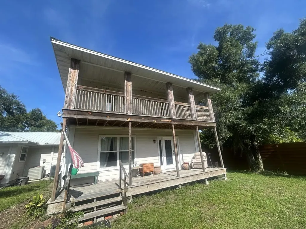5610 Middle Avenue Sarasota FL 34243