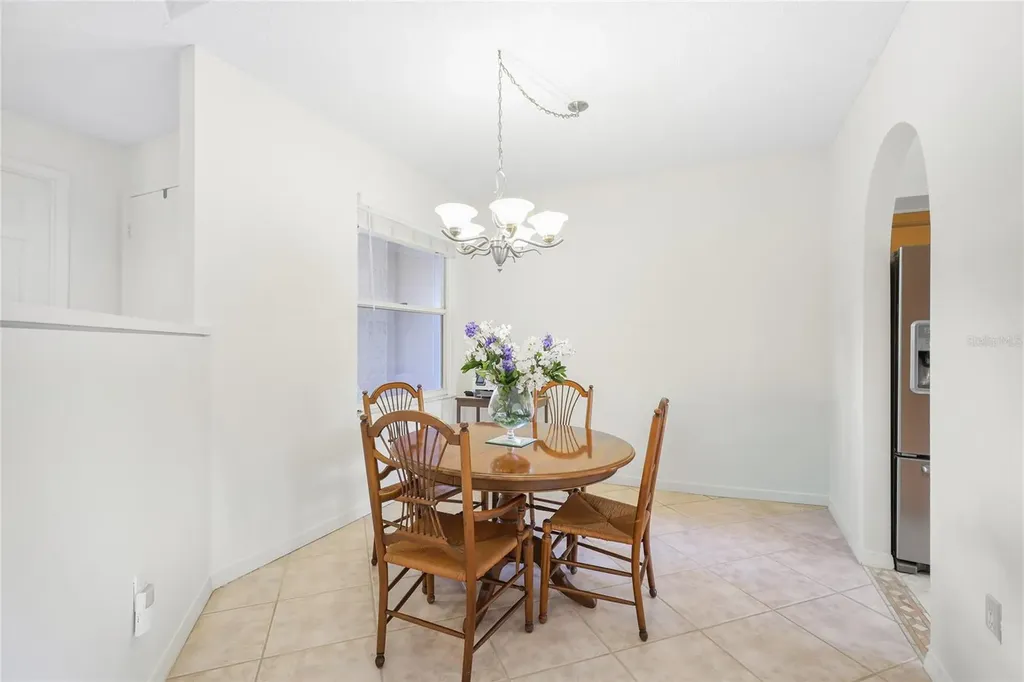 5590 Golf Pointe Drive Sarasota FL 34243