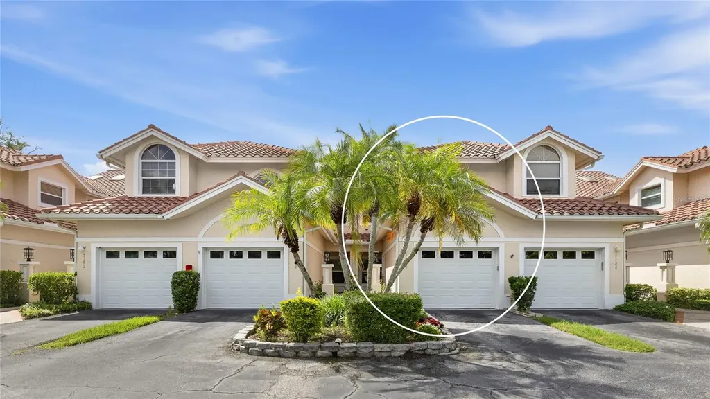 5590 Golf Pointe Drive Sarasota FL 34243