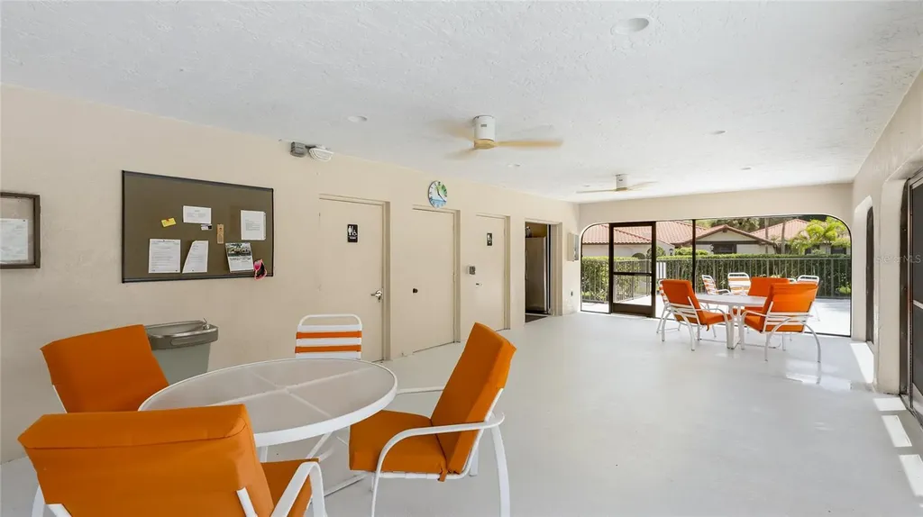 5590 Golf Pointe Drive Sarasota FL 34243