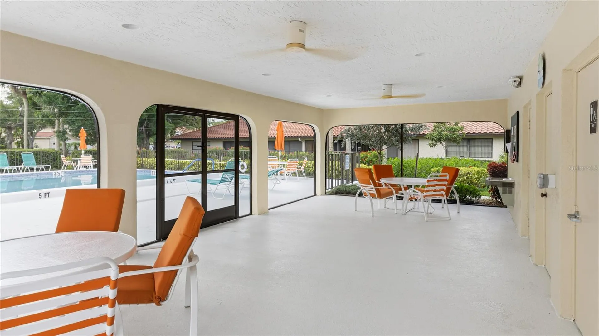 5590 Golf Pointe Drive Sarasota FL 34243