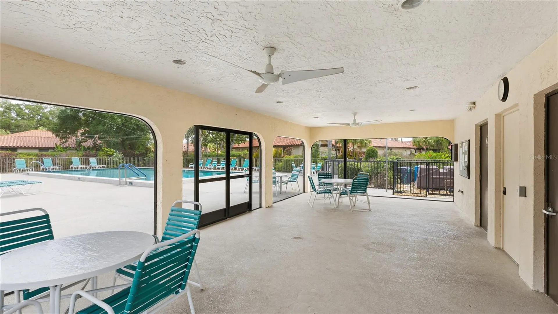 5590 Golf Pointe Drive Sarasota FL 34243
