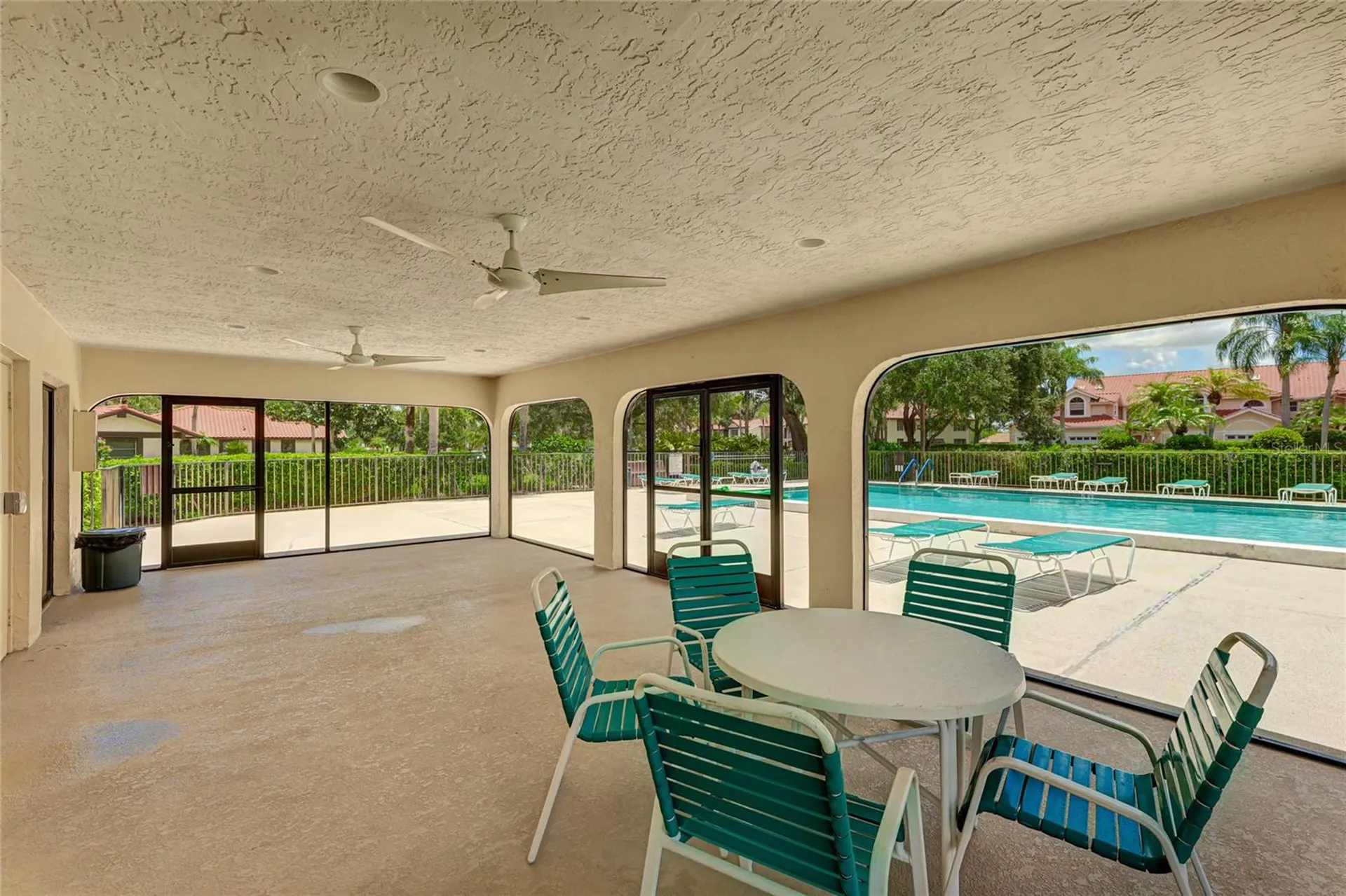 5590 Golf Pointe Drive Sarasota FL 34243