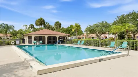 5590 Golf Pointe Drive Sarasota FL 34243