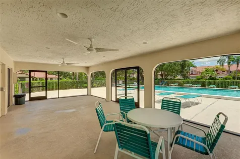 5590 Golf Pointe Drive Sarasota FL 34243