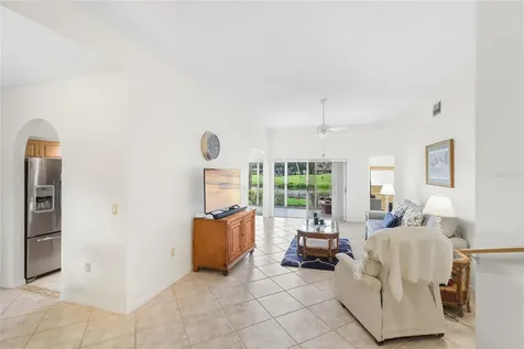 5590 Golf Pointe Drive Sarasota FL 34243