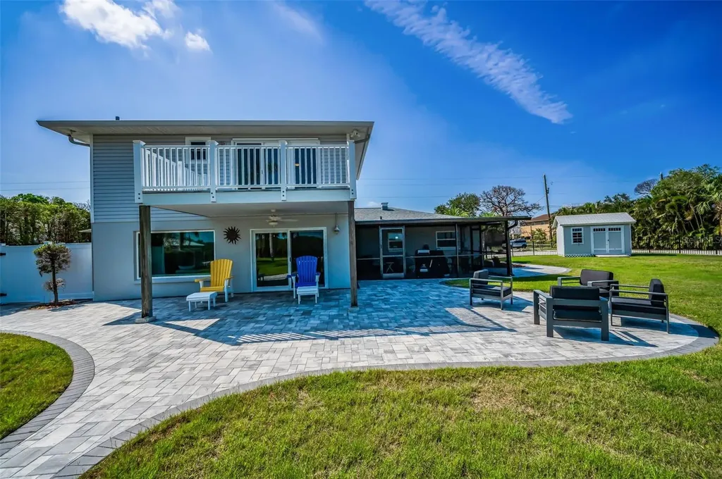 1620 Sea Breeze Drive Tarpon Springs FL 34689