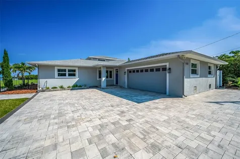 1620 Sea Breeze Drive Tarpon Springs FL 34689