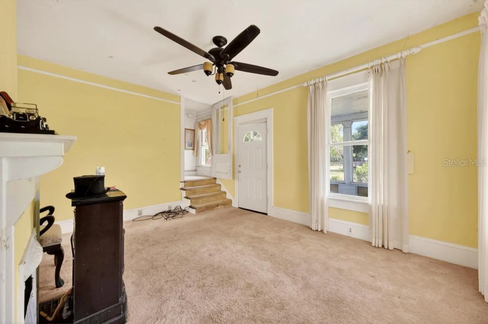 102 S Trowell Avenue Umatilla FL 32784