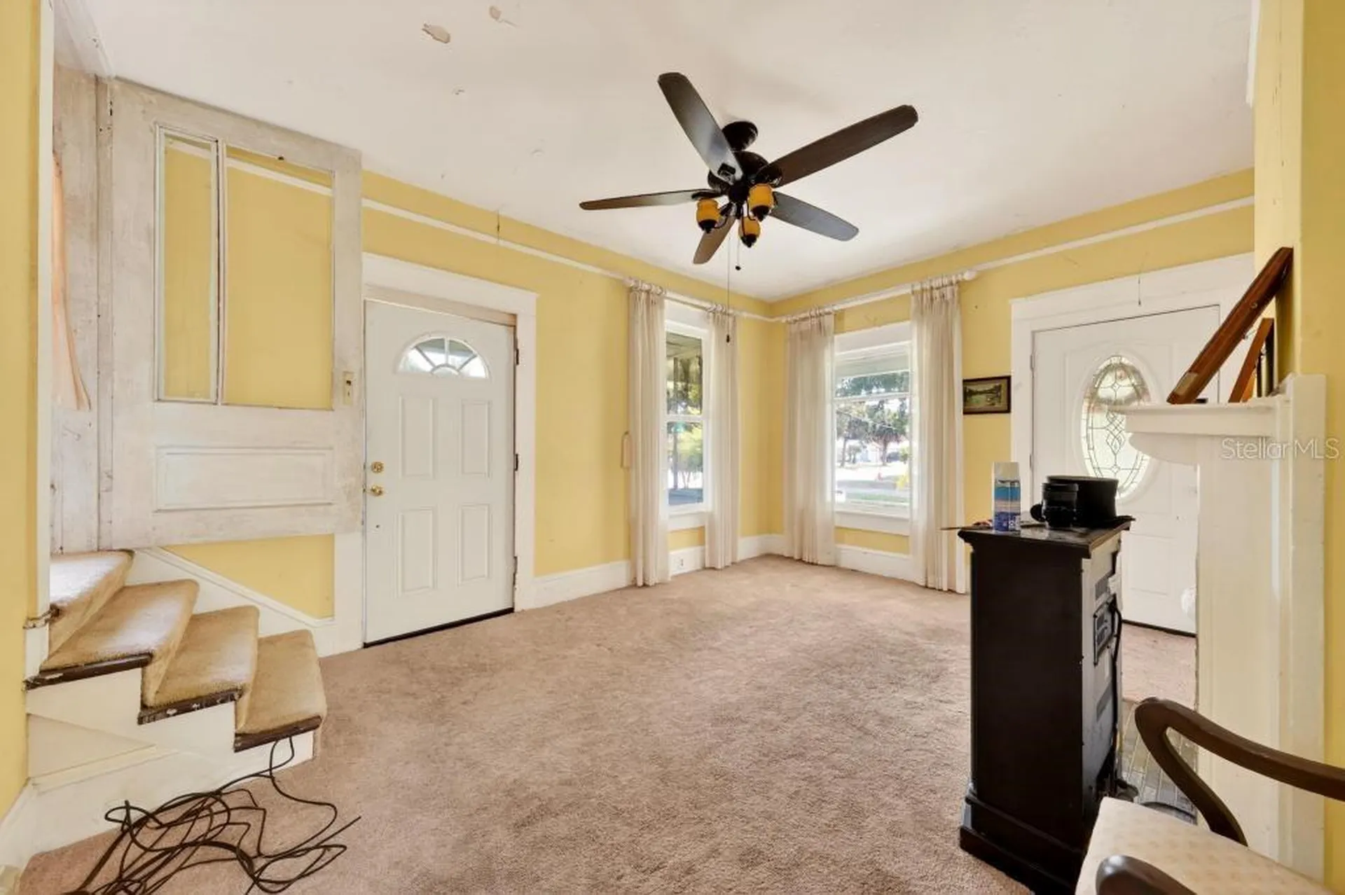 102 S Trowell Avenue Umatilla FL 32784